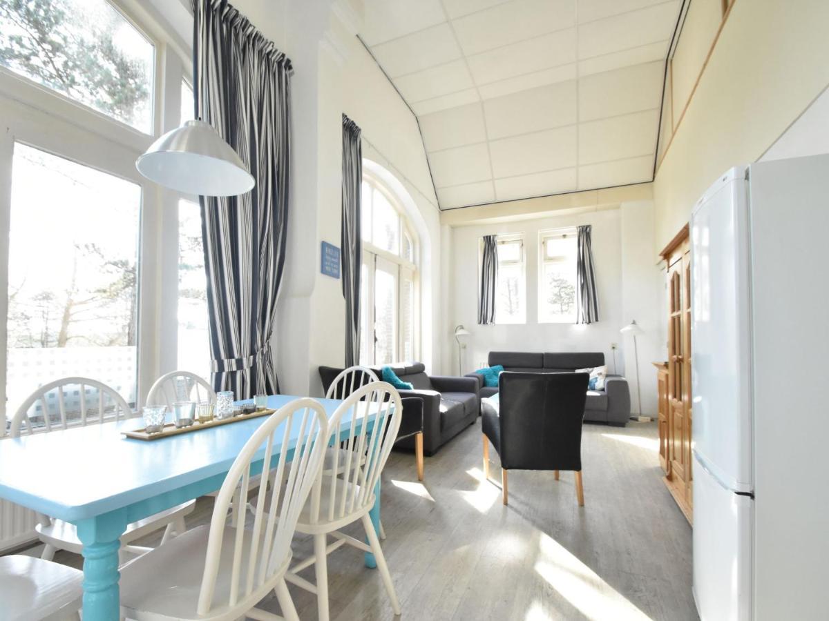 Quaint Holiday Home In Bergen Aan Zee Near Sea Exterior photo